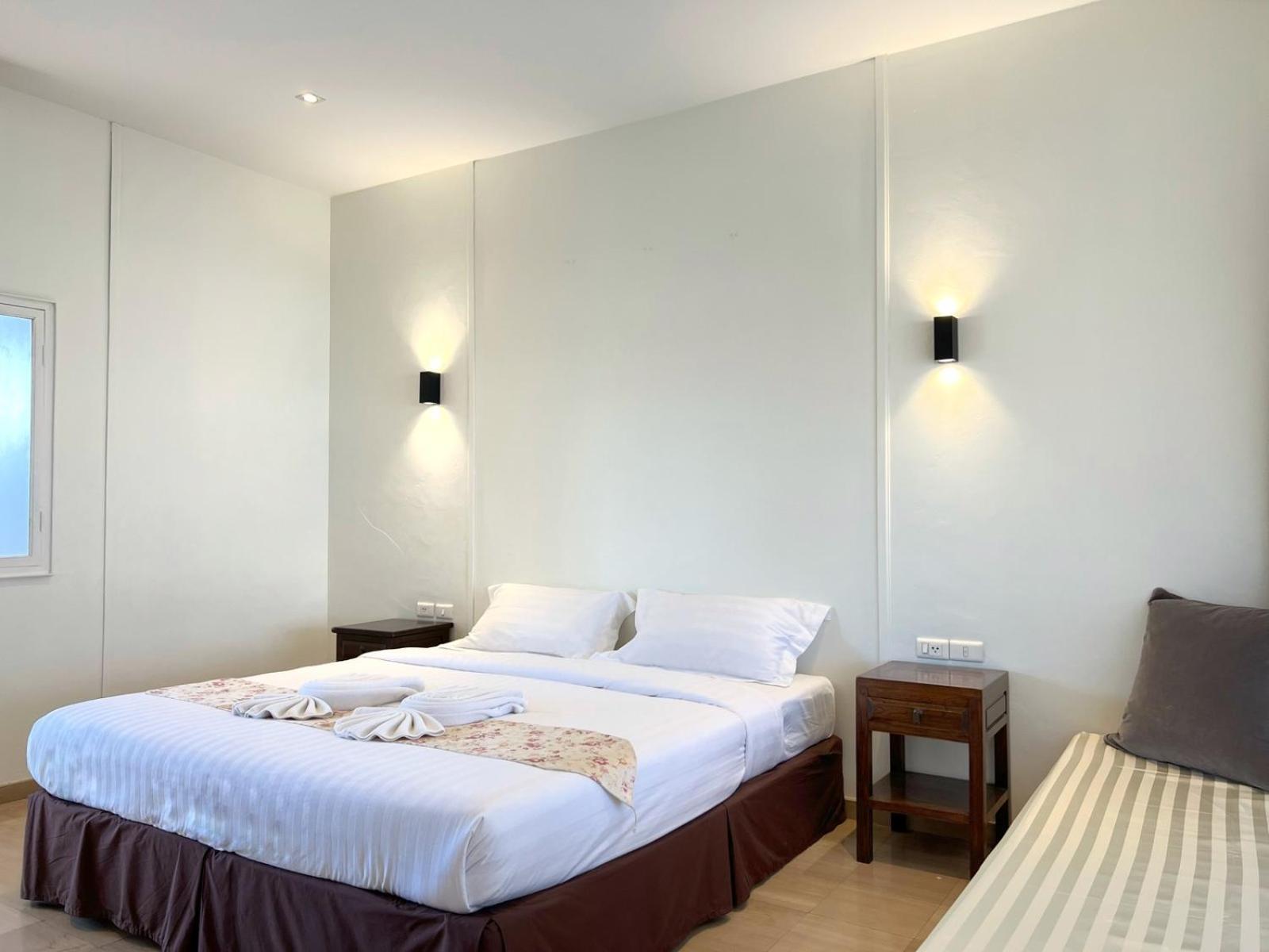 3B Boutique Hotel Chiang Mai Exteriör bild