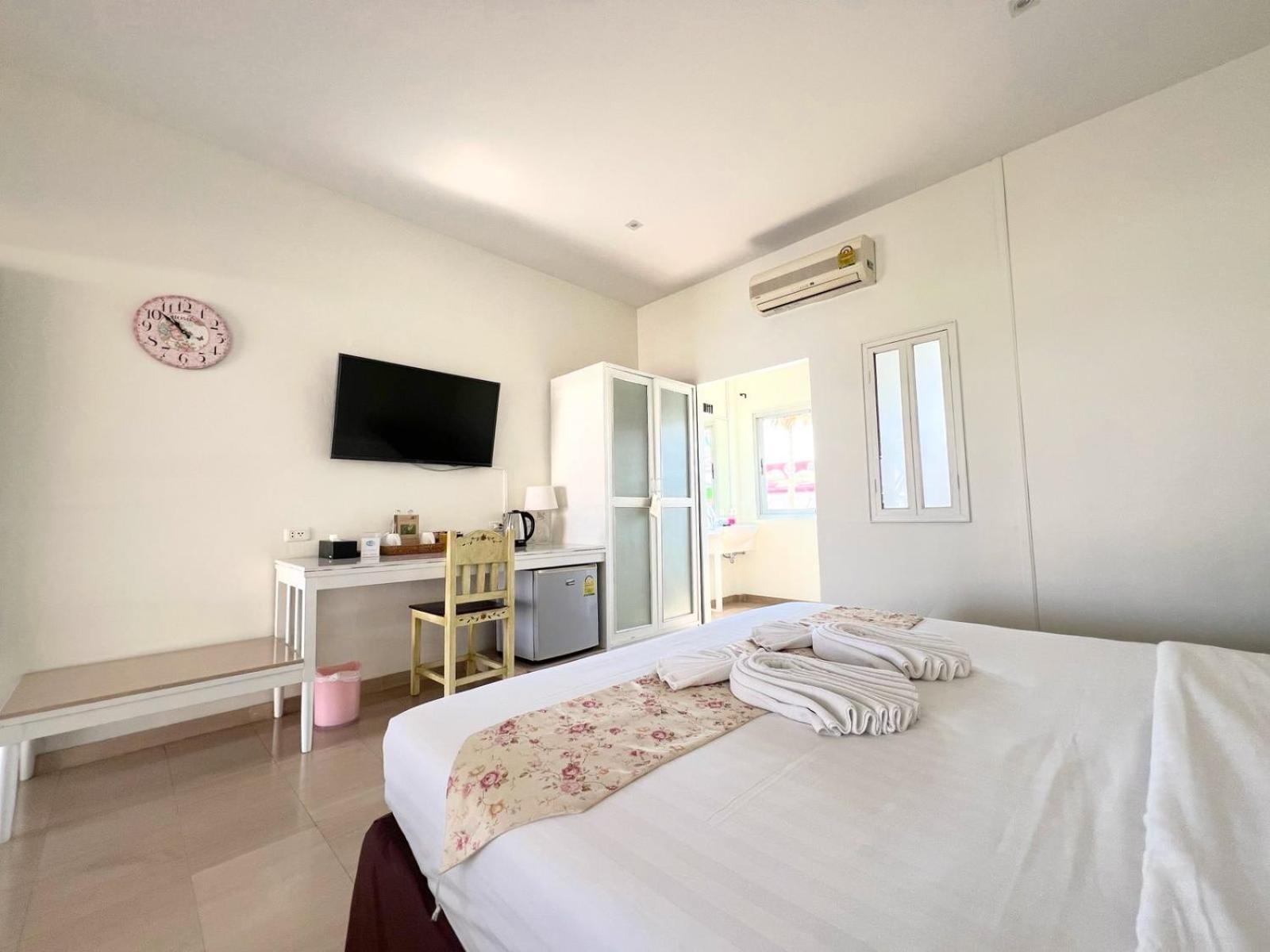 3B Boutique Hotel Chiang Mai Exteriör bild
