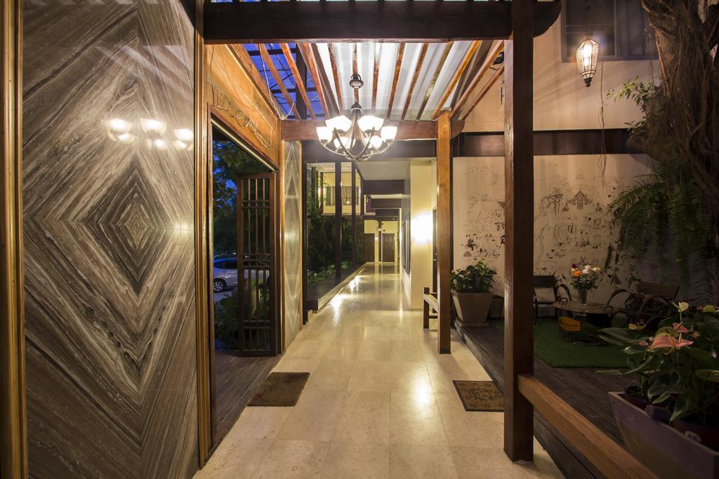 3B Boutique Hotel Chiang Mai Exteriör bild