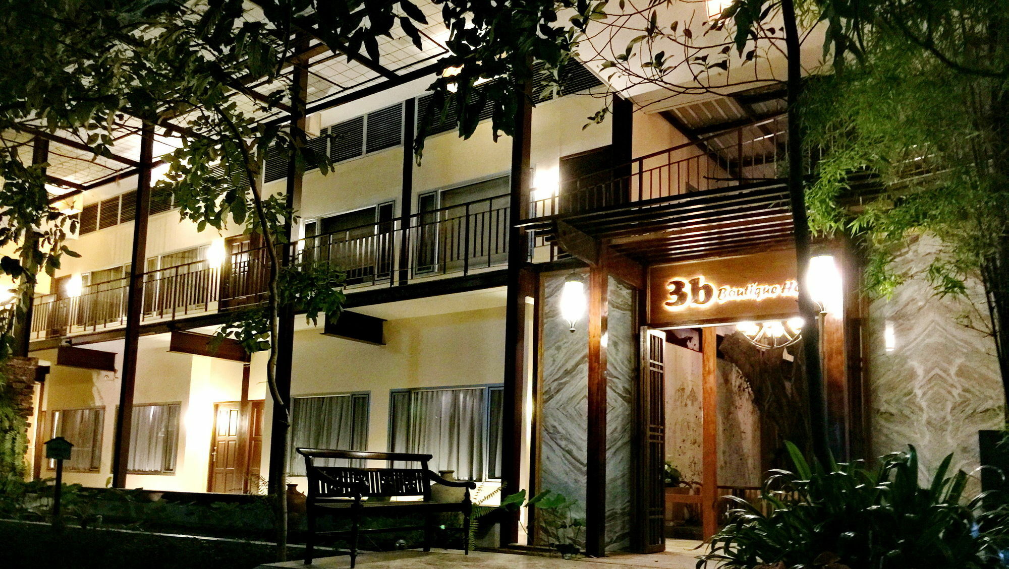 3B Boutique Hotel Chiang Mai Exteriör bild